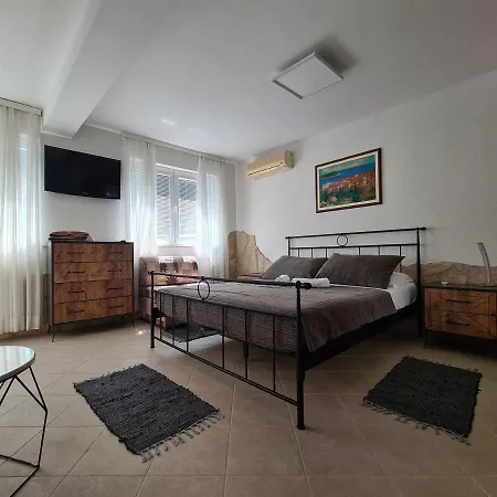 베드 앤 브렉퍼스트 클라익 B&B 3*